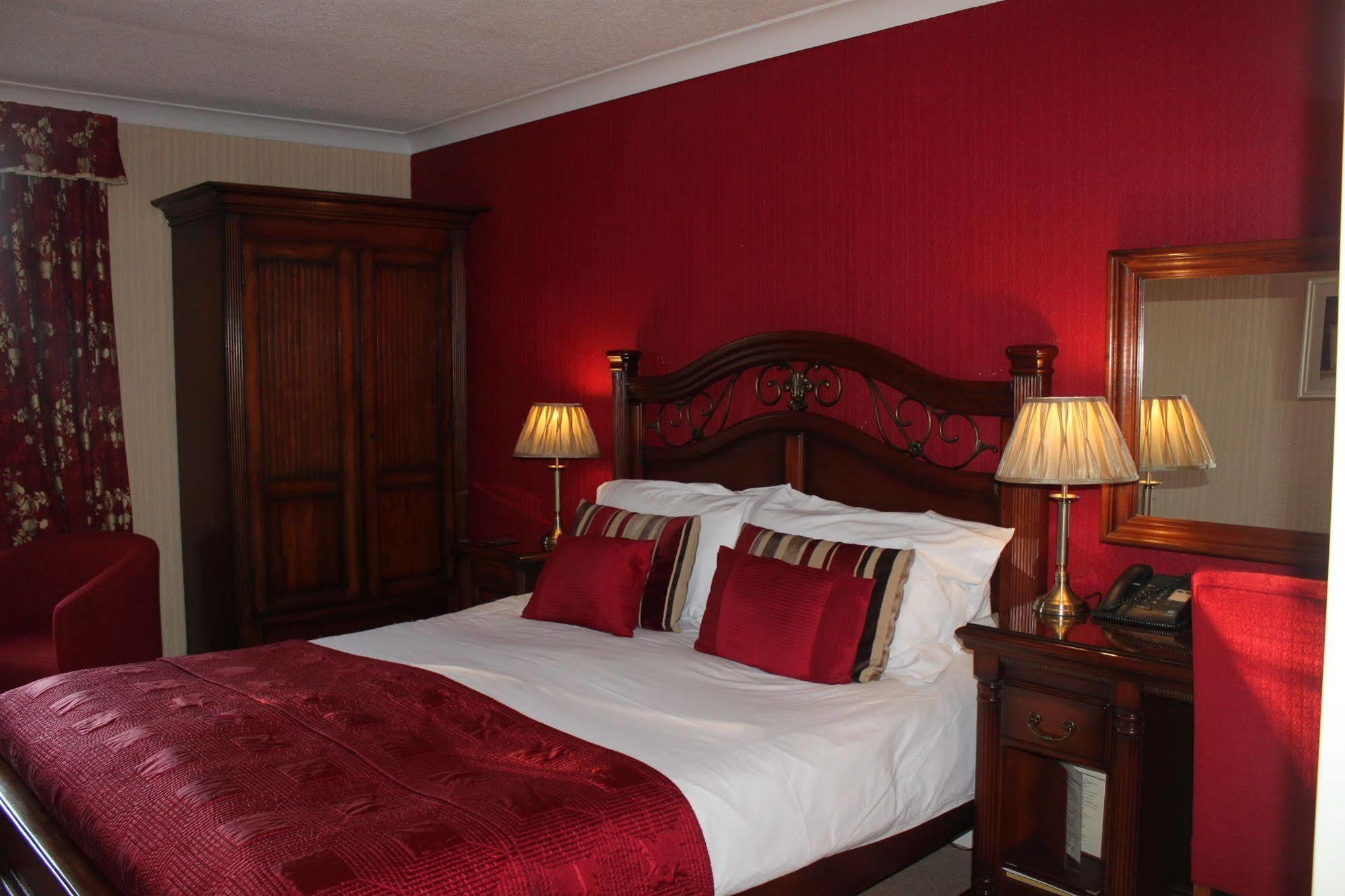 Mallyan Spout Hotel Goathland Extérieur photo