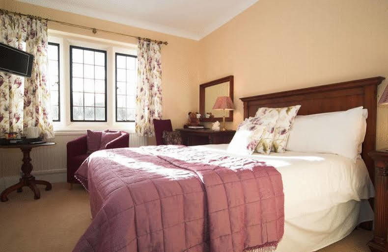 Mallyan Spout Hotel Goathland Extérieur photo