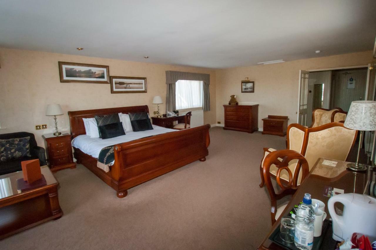 Mallyan Spout Hotel Goathland Extérieur photo